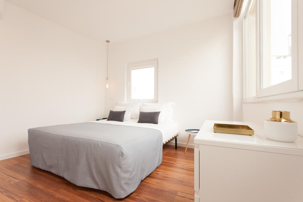 Design Sta Marta/ Liberdade Apartment Lisboa Ngoại thất bức ảnh