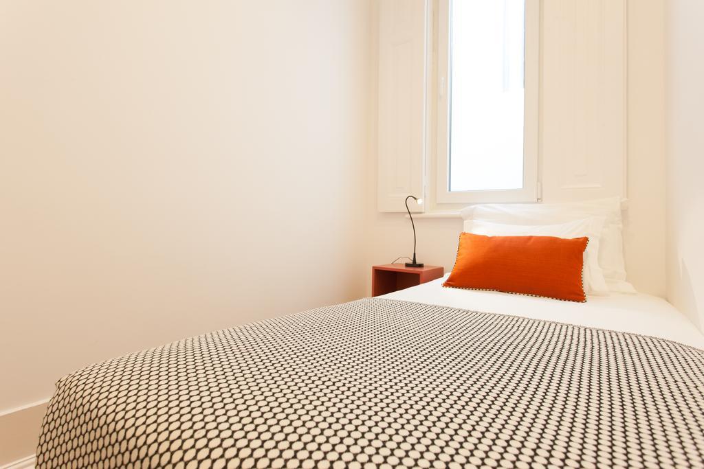 Design Sta Marta/ Liberdade Apartment Lisboa Ngoại thất bức ảnh