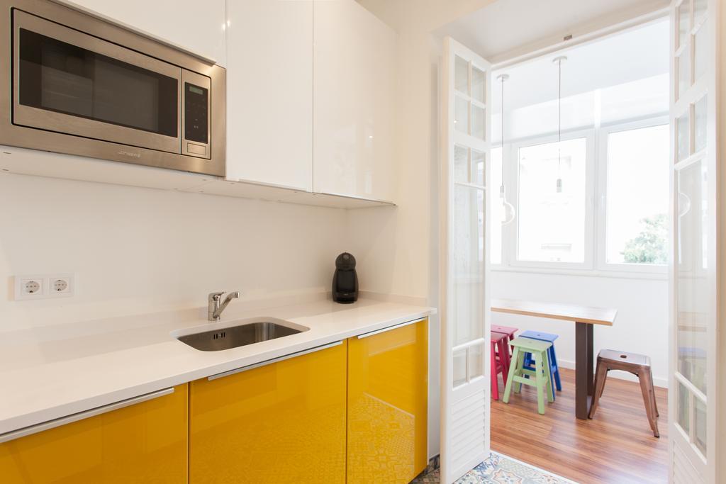 Design Sta Marta/ Liberdade Apartment Lisboa Ngoại thất bức ảnh